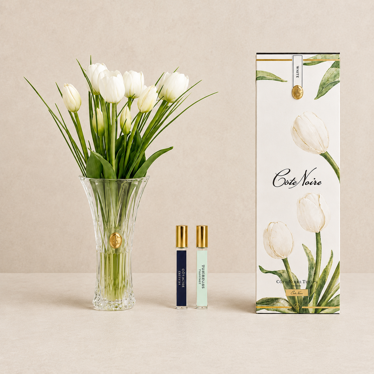 Cote Noire Charente Tulips | White