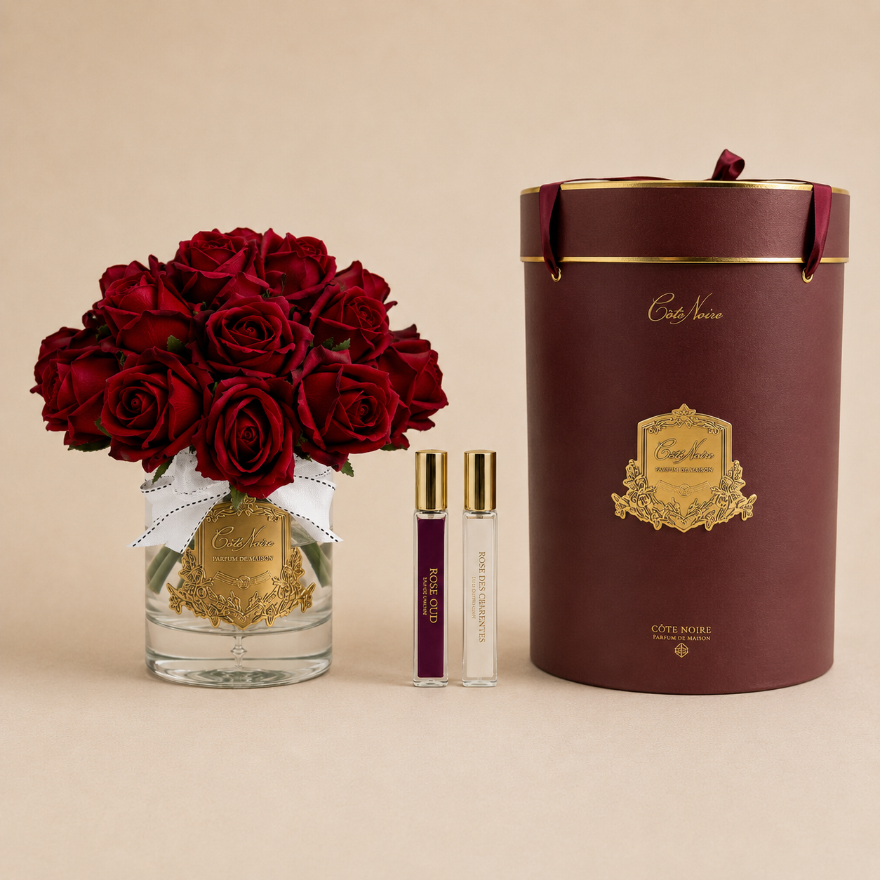 Cote Noire Luxury Grand Rose Bud Bouquet | Red