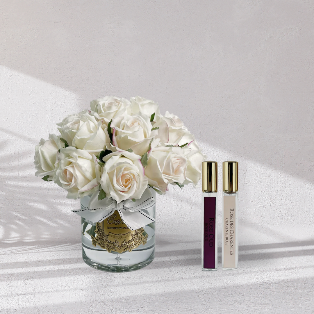 Cote Noire Luxury Grand Rose Bud Bouquet - Pink Blush - Gold Badge