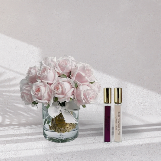 Cote Noire Luxury Grand Rose Bud Bouquet - French Pink - Gold Badge