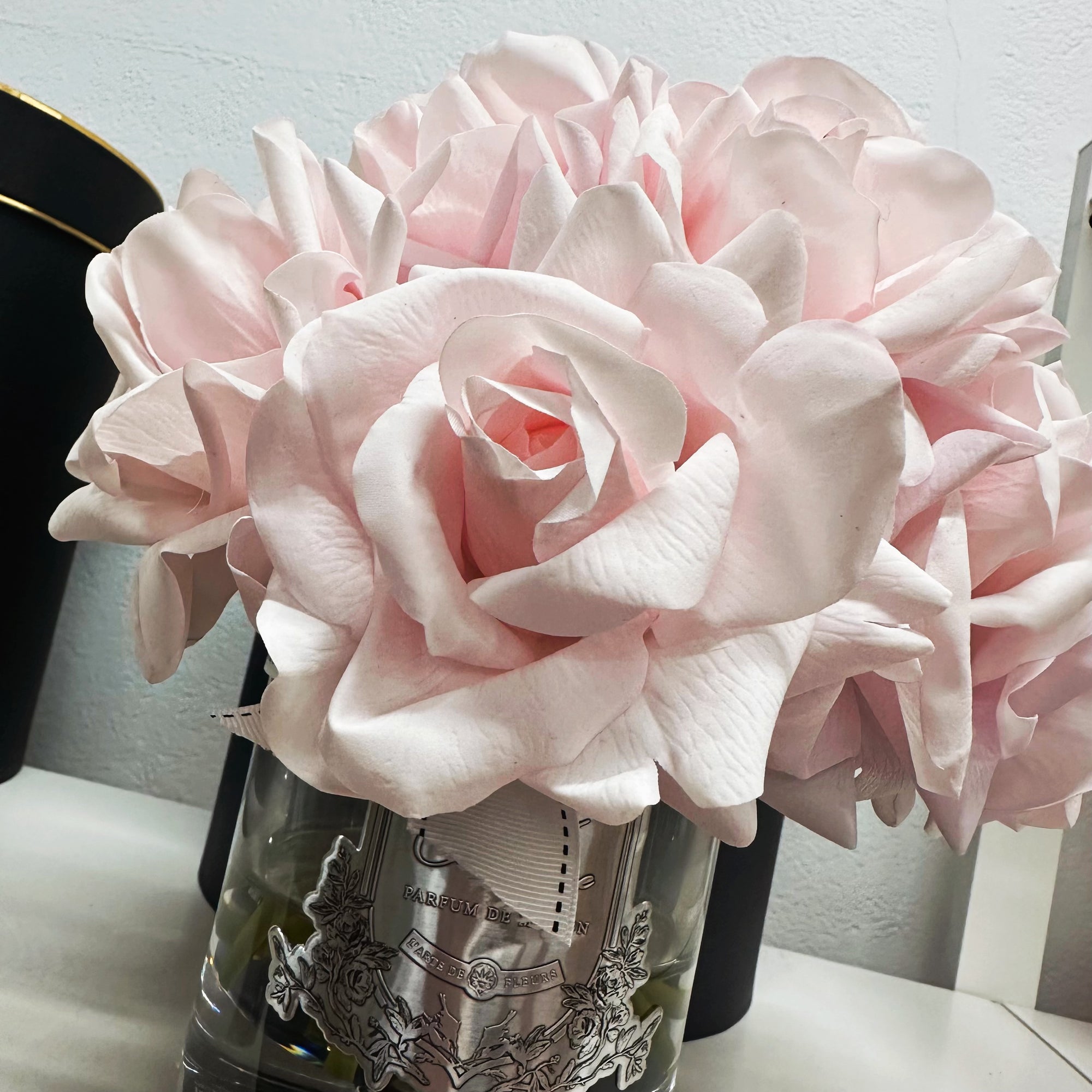 Cote Noire | Grand Rose Bouquet