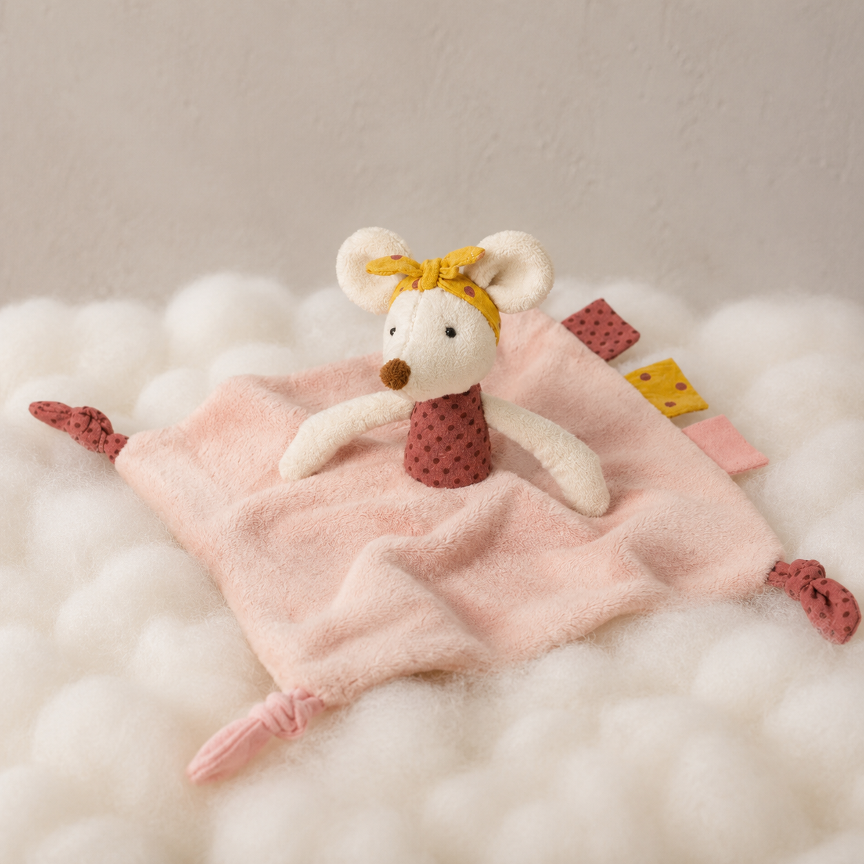 Dorothy Mouse Comforter | Jiggle & Giggle