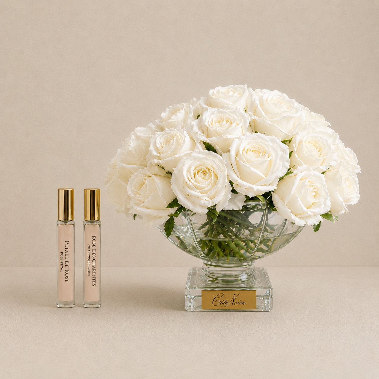 Cote Noire Luxury 37 Rose Bud Bouquet | White