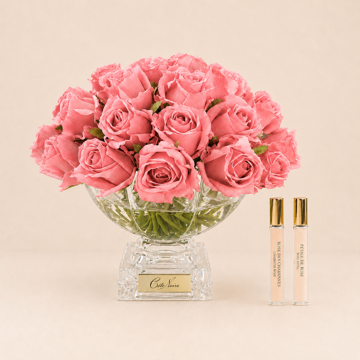 Cote Noire Luxury 37 Rose Bud Bouquet | Peach