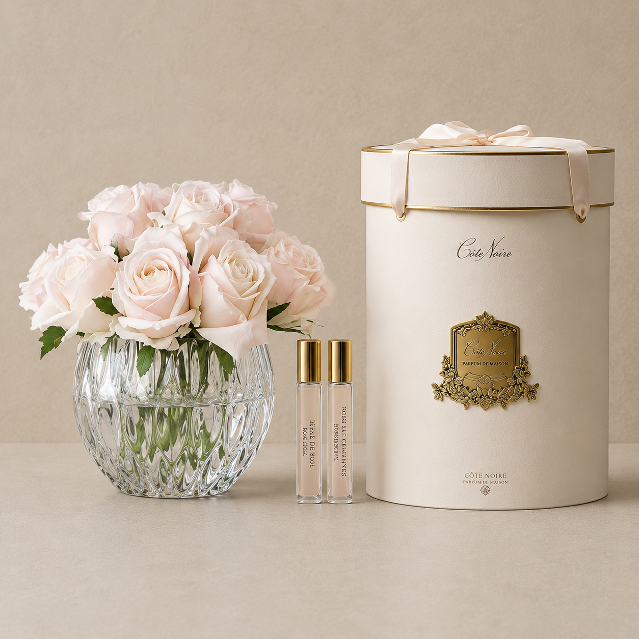 Cote Noire 13 Rose Round Bouquet | Champagne Pink