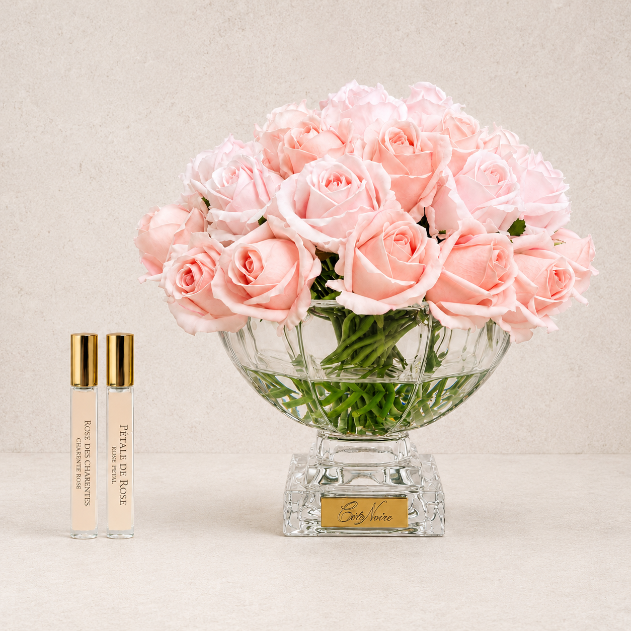 Cote Noire Luxury 37 Rose Bud Bouquet | Mixed Pink