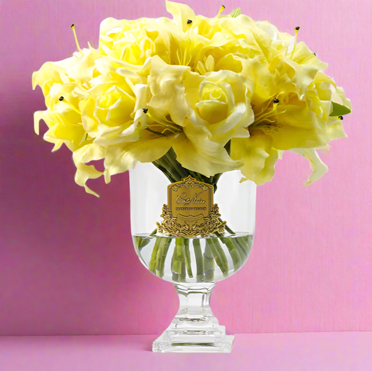 Cote Noire | Versailles Lilies & Roses